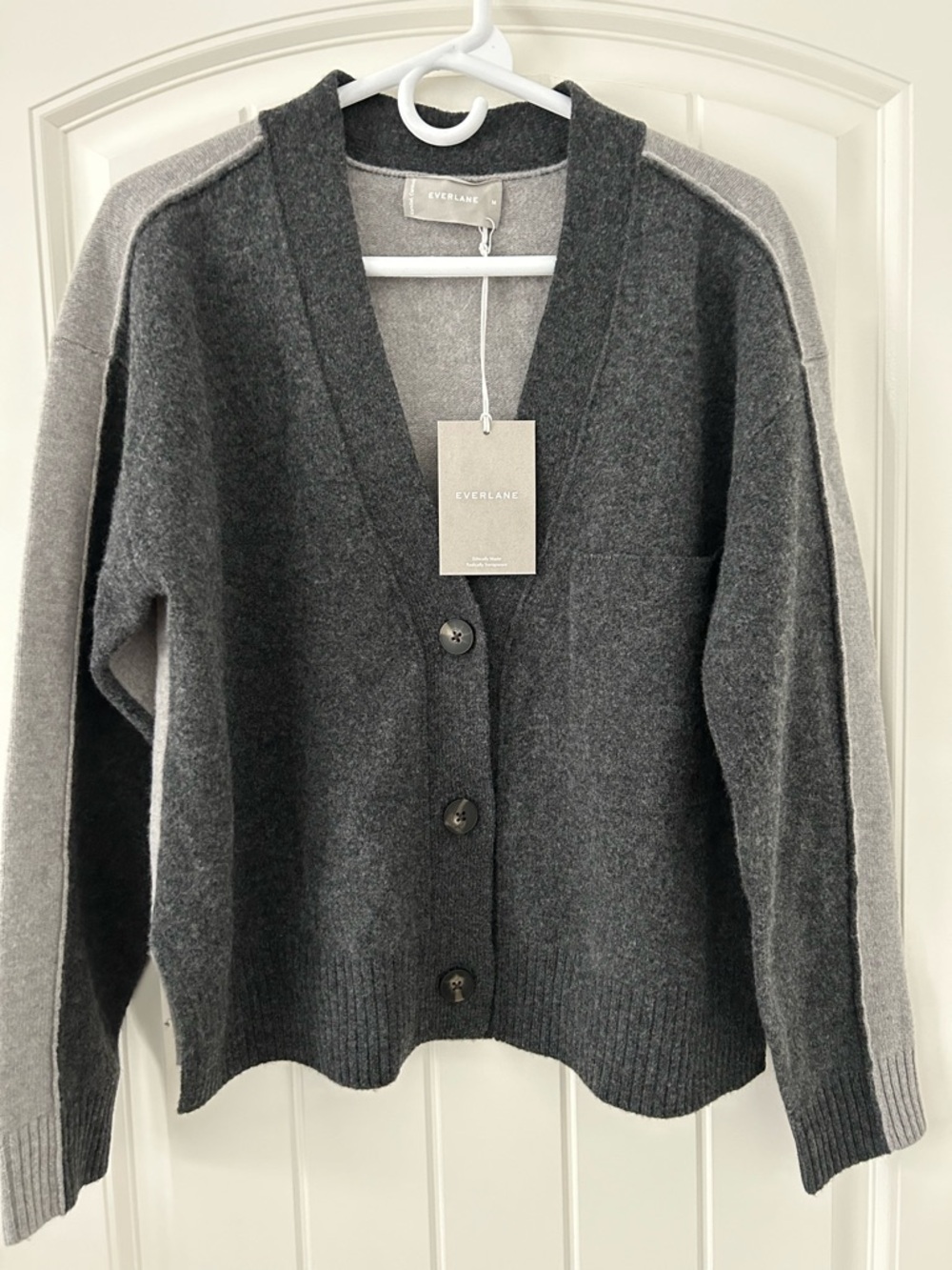 NWT Everlane Women’s 100% Wool Gray Two tone Cardigan Sweater size M